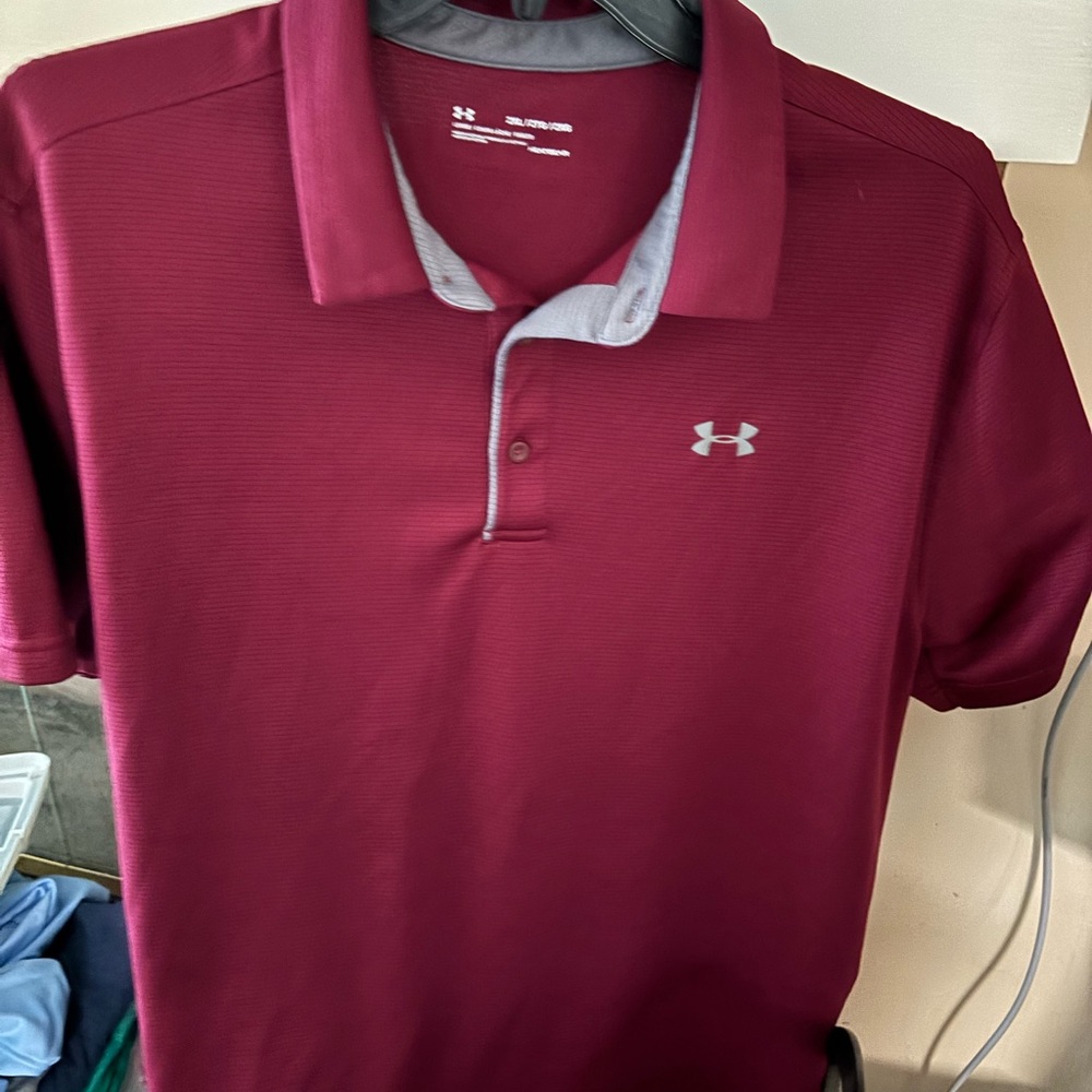 Under Armour Men's Burgundy Polo Shirt